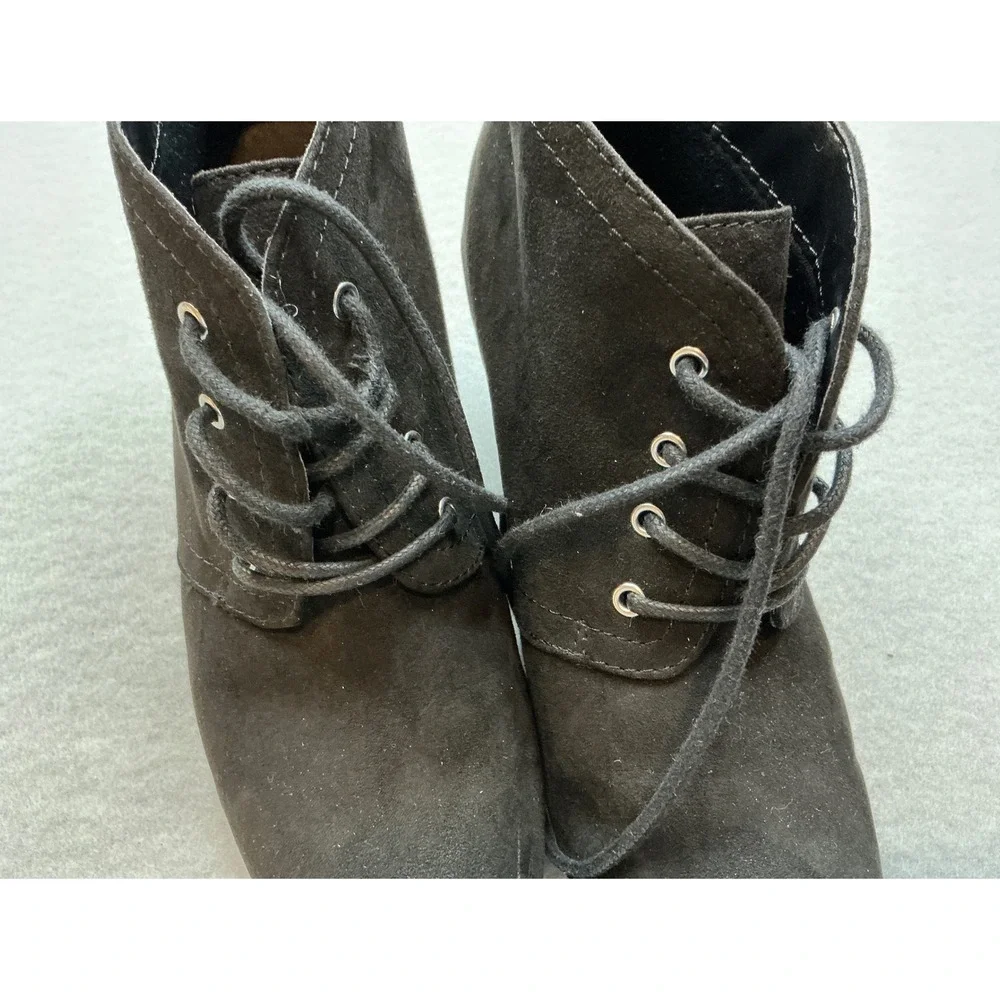 Arizona Lawrence Women Black Lace Up Wedge Booties Size 9M Faux Suede Ankle Boot